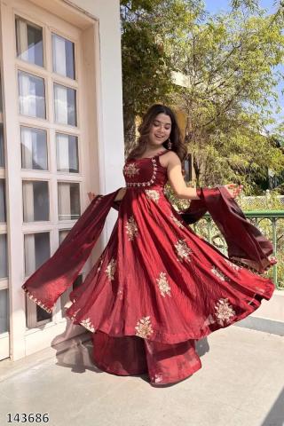 WEDDING PARTY WEAR DESIGNER GOWN SUIT