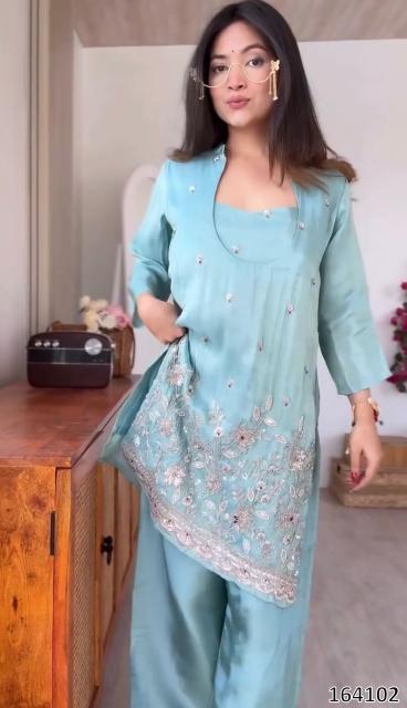 Piece Stylish Ensemble: Includes a well-fitted top and coordinated bottom