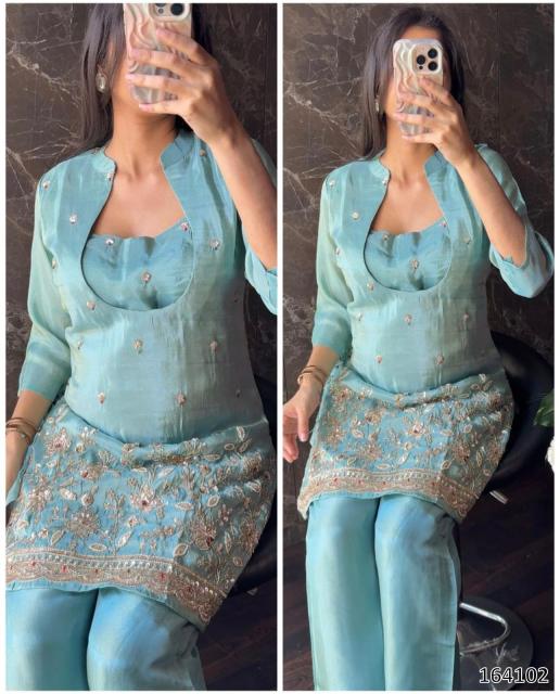 Piece Stylish Ensemble: Includes a well-fitted top and coordinated bottom