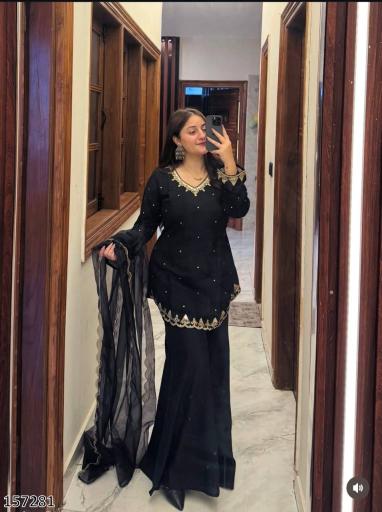 ROMAN SILK DESIGNER BLACK PARTY WEAR SUIT