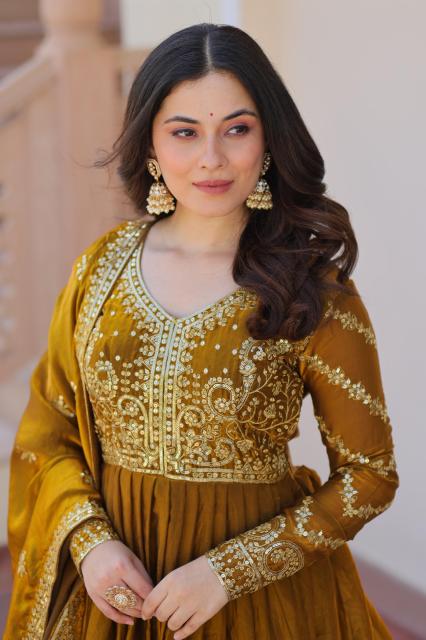 READYMADE WEDDING WEAR DESIGNER GOWN DUPATTA