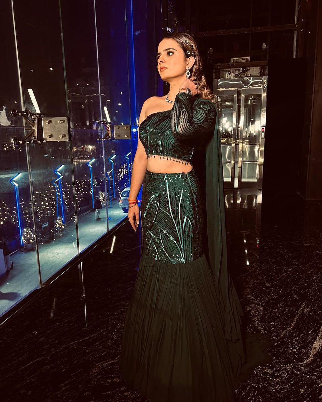 DESIGNER PARTY WEAR RUFFLE LEHENGA CHOLI DUPATTA