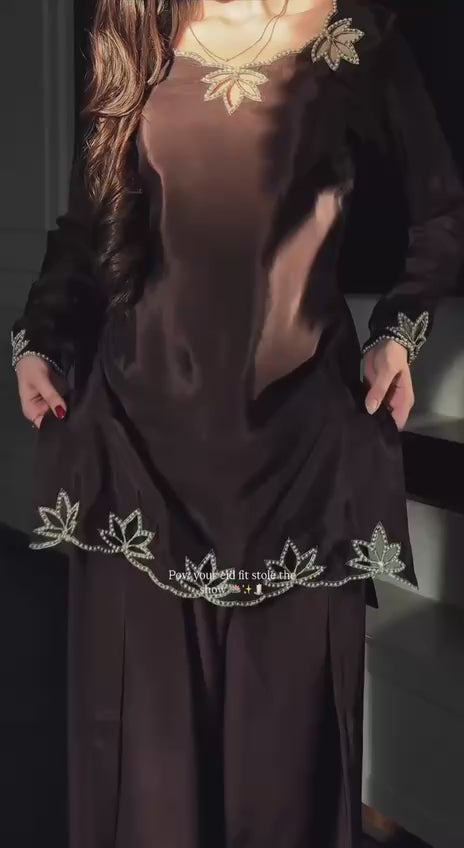 Đěsigner Party Wear Look Top With Farshi Salwar